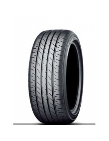 225/45 R17 91 W Yokohama  Bluearth (e51b)